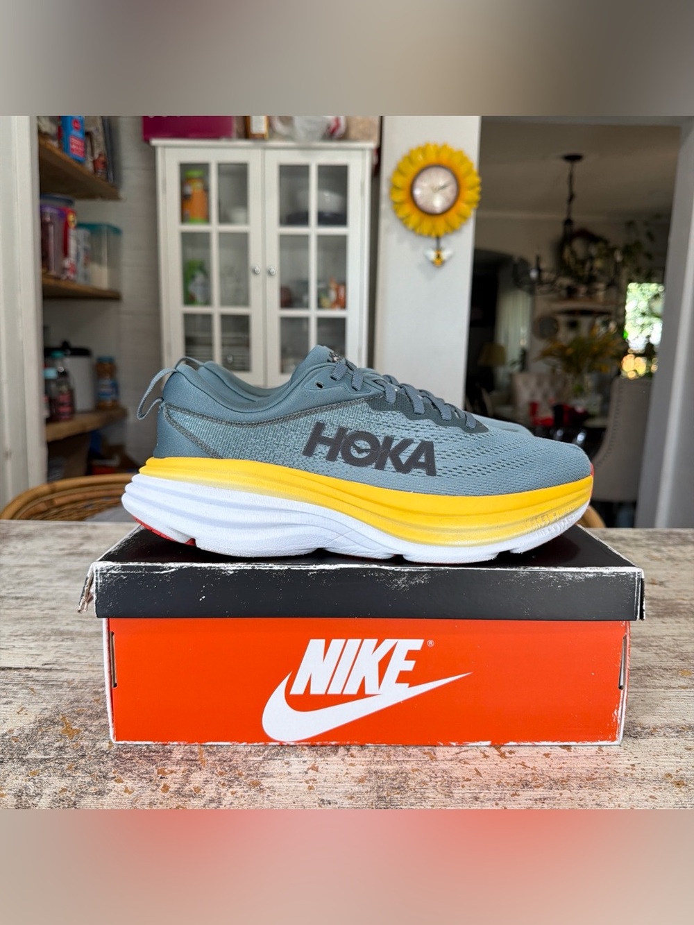 Hoka One One Bondi 8 Goblin Blue Mountain Sprint Road-Running Sneakers SZ 8.5 D